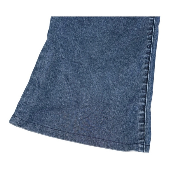 EUC Chico's Jeans 👖 Size 1 (8) Stretch Flare - Picture 4 of 5